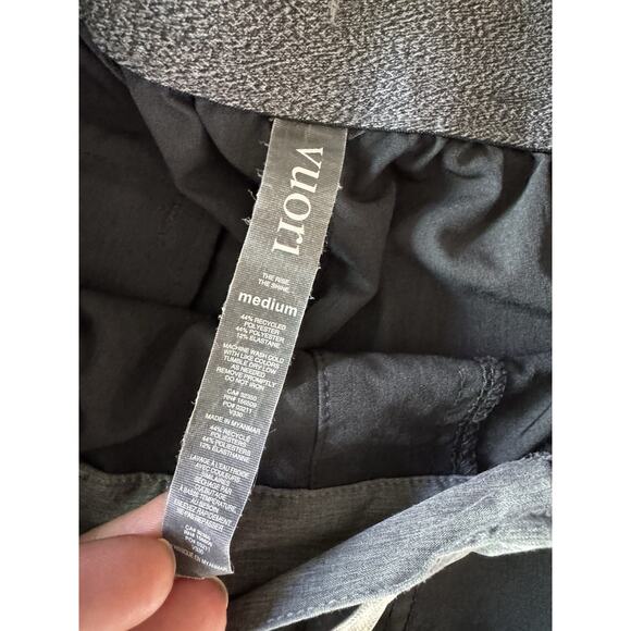 Vuori Banks Shorts Mens Medium Running Unlined Surf Swim 7 In Inseam - Picture 3 of 8